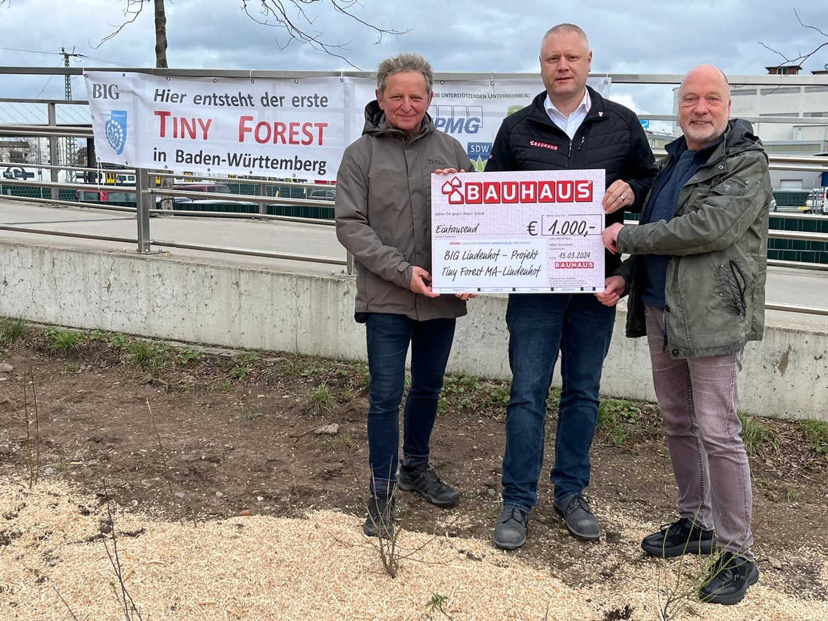 BAUHAUS spendet für ersten „Tiny Forest“ in Mannheim