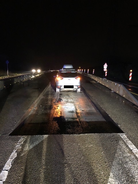 POL-PDLD: Navi schickt Verkehrsteilnehmerin in Baustelle