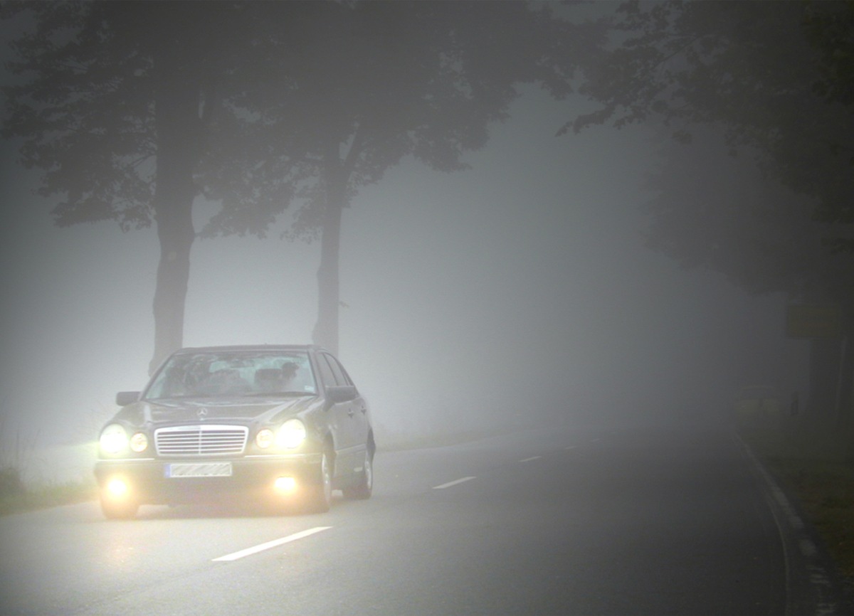 GTÜ: Nebel und Schmuddelwetter - Sicher durch die dunkle Jahreszeit (BILD)