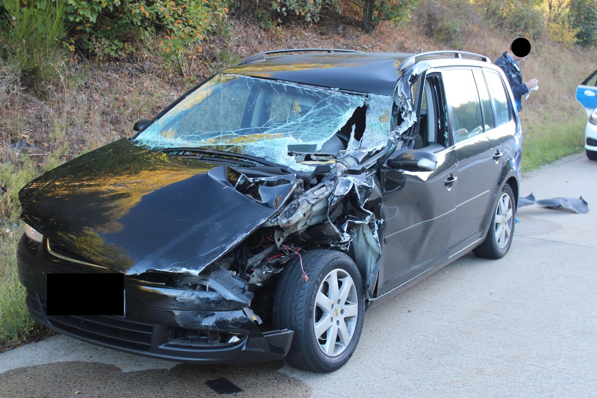 POL-PDKL: A6/Enkenbach-Alsenborn, Ungebremst auf Sattelzug aufgefahren