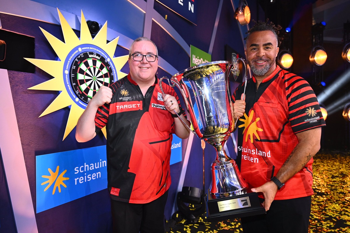 5,26 Millionen Menschen sehen die #PromiDartsWM auf ProAcht / Patrick Owomoyela und Stephen Bunting sind Weltmeister