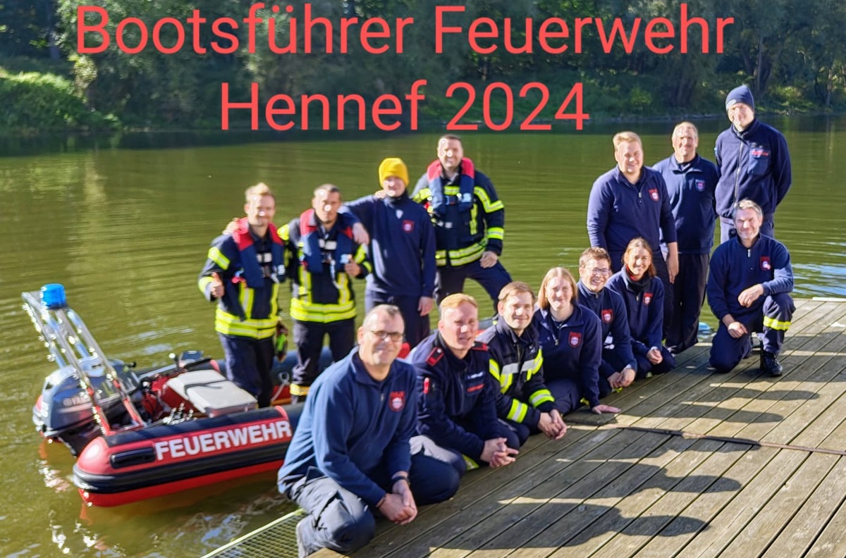 FW Hennef: 12 neue Bootsführer für die Feuerwehr Hennef