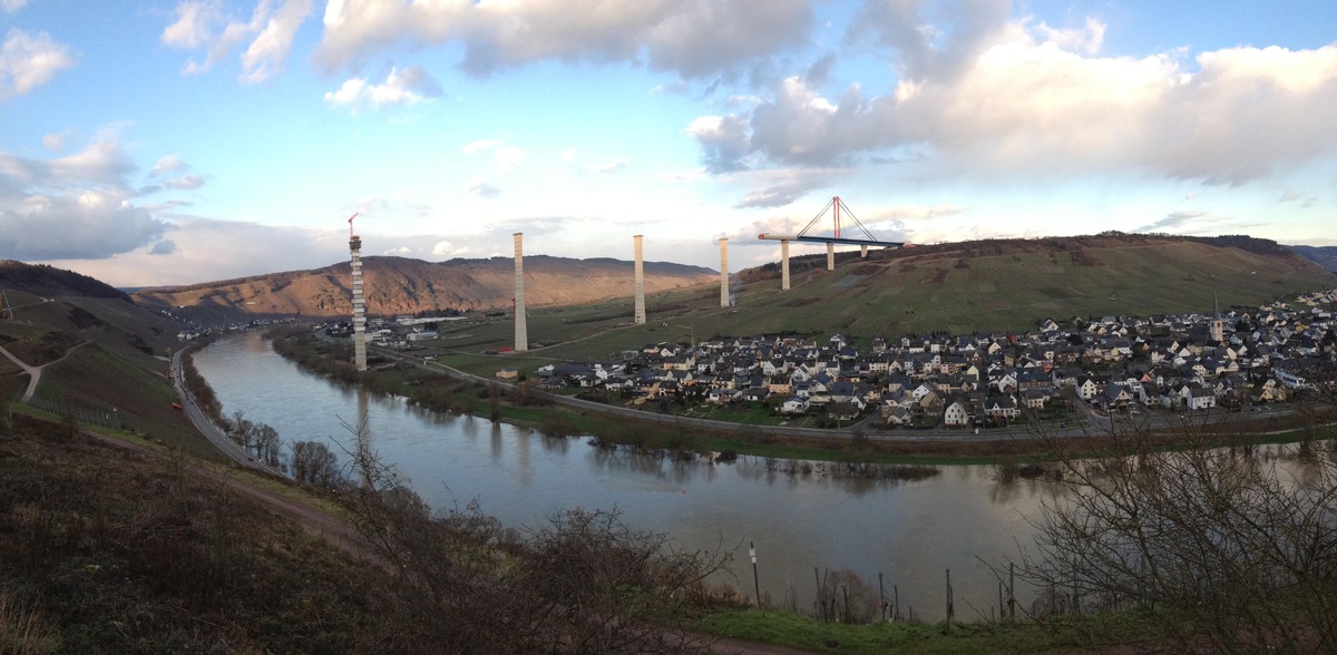 Mega-Projekt als Mega-Problem? / ZDFinfo-Doku über den Bau der Hochmoselbrücke