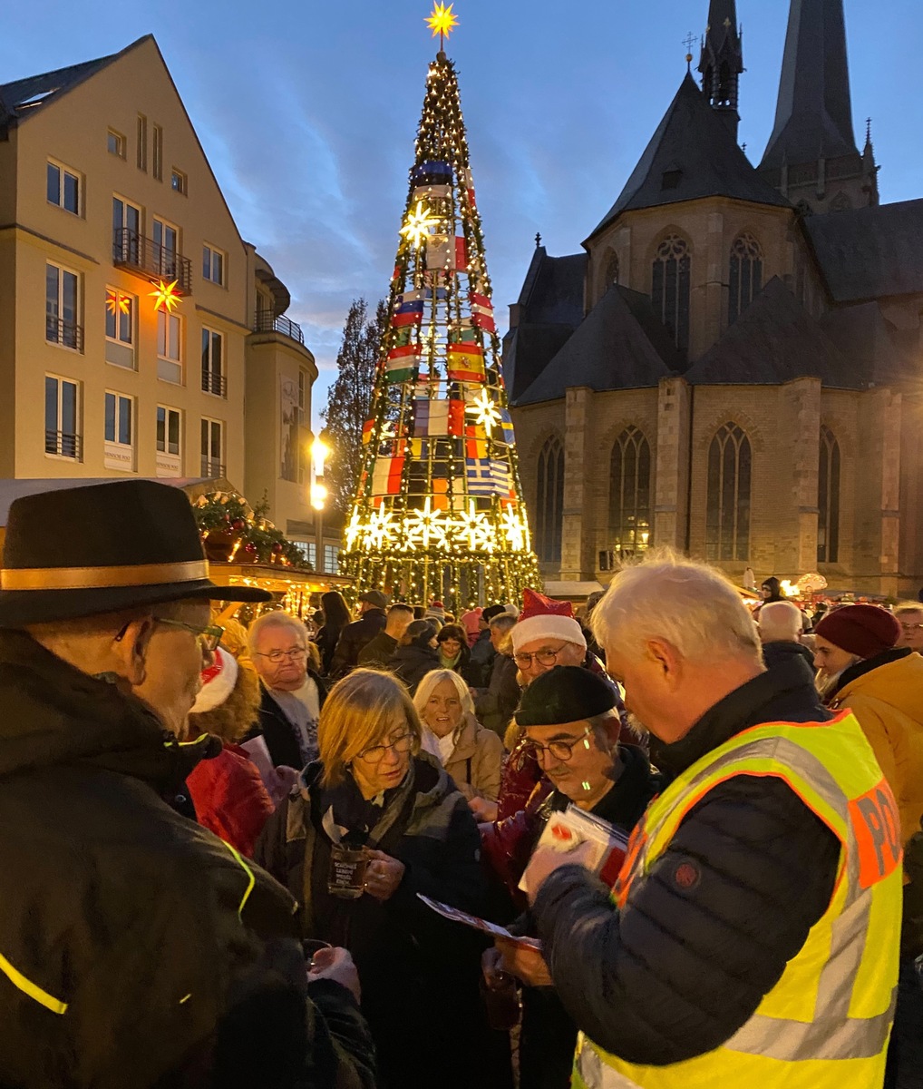 POL-WES: Kamp-Lintfort/Moers/Voerde - Polizei informiert auf Weihnachtsmärkten über Taschendiebstähle und Betrugsmaschen