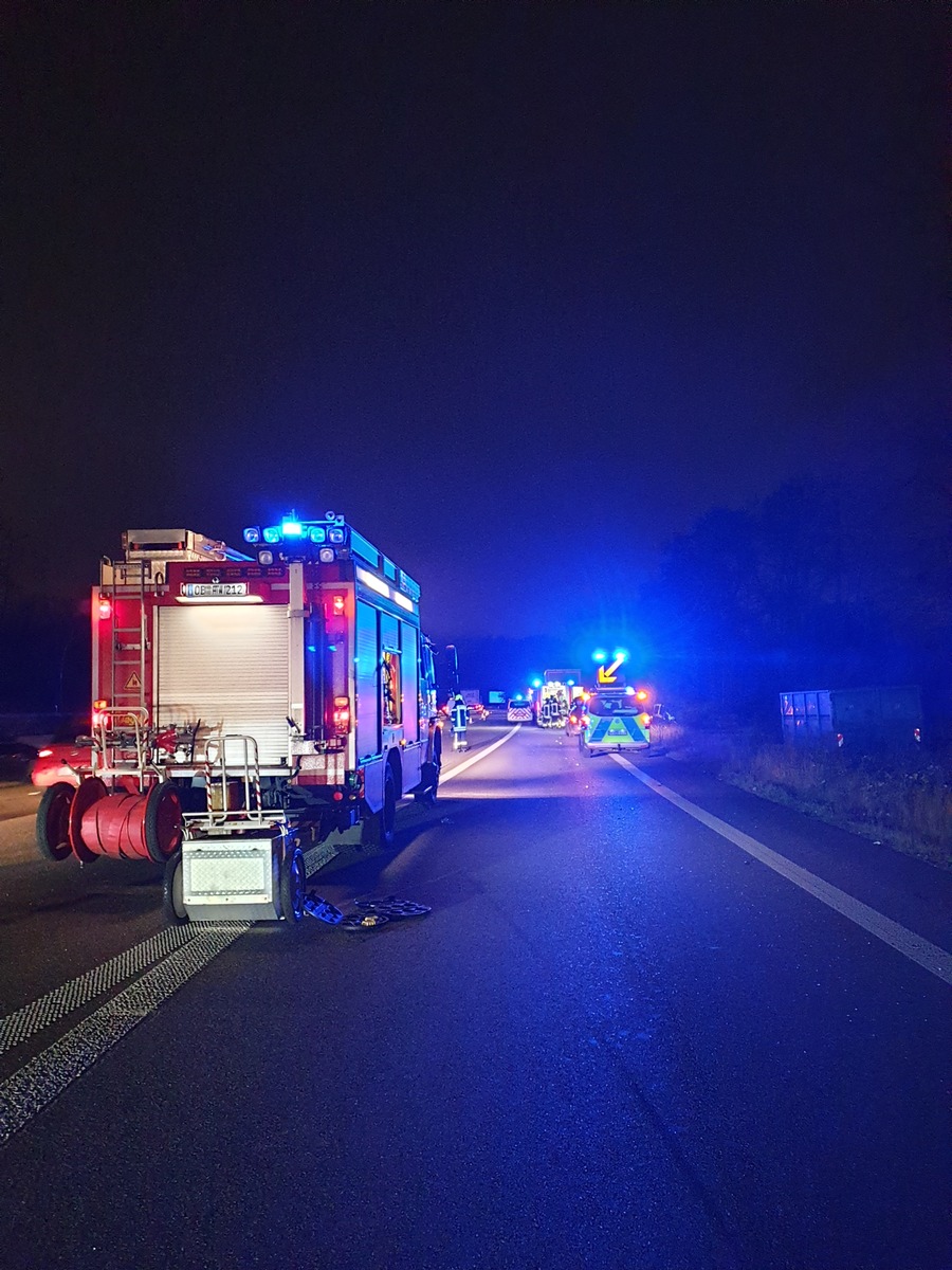 FW-OB: Ein Schwerverletzter nach Unfall auf BAB A42