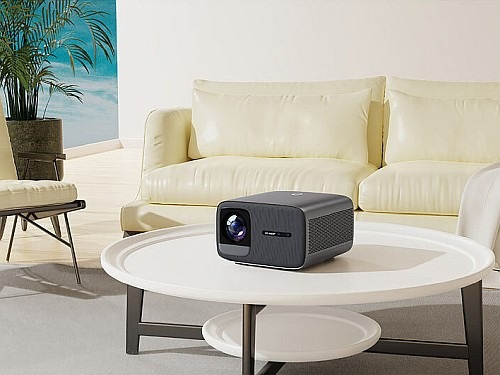 Full-HD-Kino, Gaming und Fußball mit Stereo-Sound im Kinoformat: SceneLights WLAN-LED-Beamer LB-1000.ntflx mit Netflix, natives Full HD, 18.000 lm, 800 ANSI