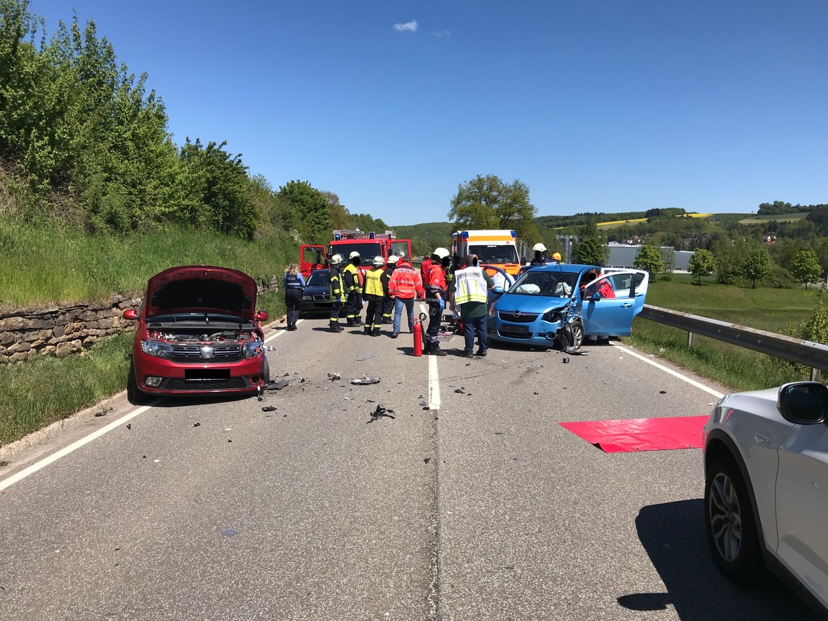 POL-PDKL: Verkehrsunfall mit verletzten Personen