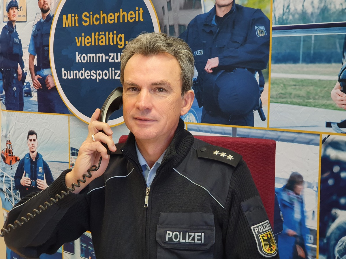 BPOL-BadBentheim: Berufswunsch Bundespolizist - Telefonische Einstellungsberatung am Samstag