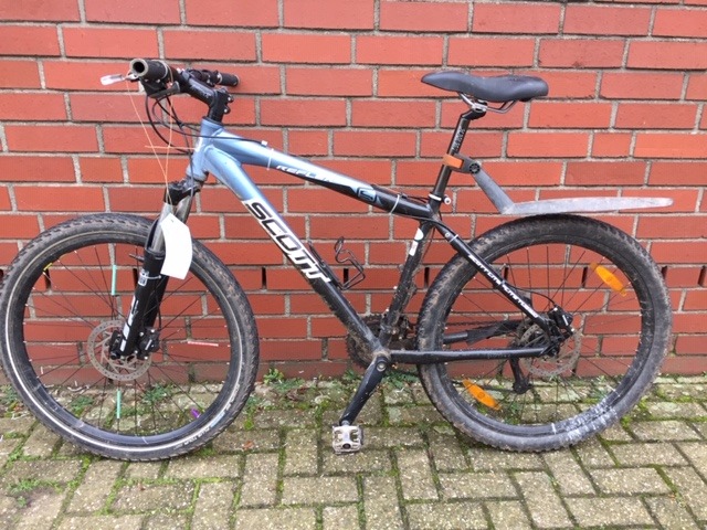 POL-NE: Polizei sucht Eigentümer eines Mountainbikes (Foto im Anhang)