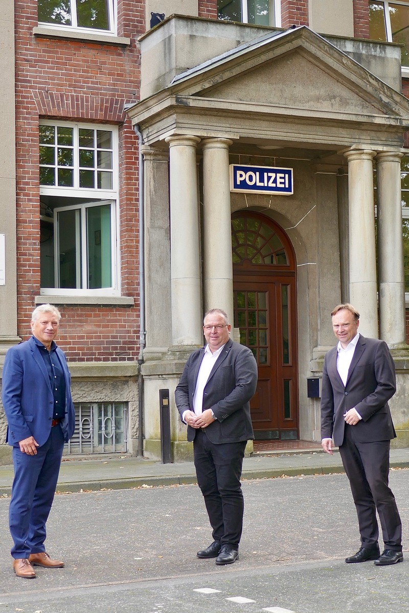 POL-BOR: Gronau - Landrat begrüßt neuen Chef der Gronauer Kripo