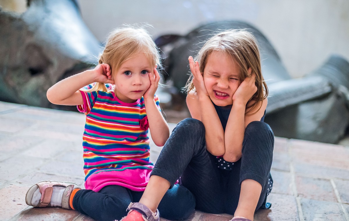 Lautes Spielzeug kann Gehör schaden / Keine Krachmacher für Kinderohren