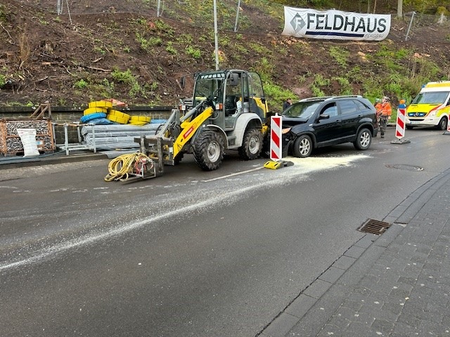 POL-PDTR: Verkehrsunfall unter Alkoholeinfluss - Zwei verletzte Bauarbeiter