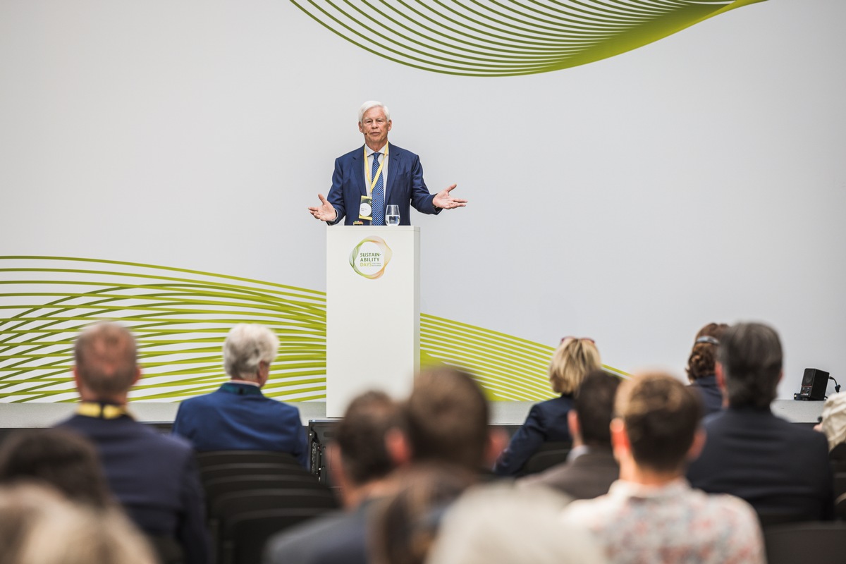 Auftakt zu &quot;Sustainability Days&quot; in Südtirol: Nobelpreisträger Robert Fry Engle empfiehlt Zusammenschluss ländlicher Regionen