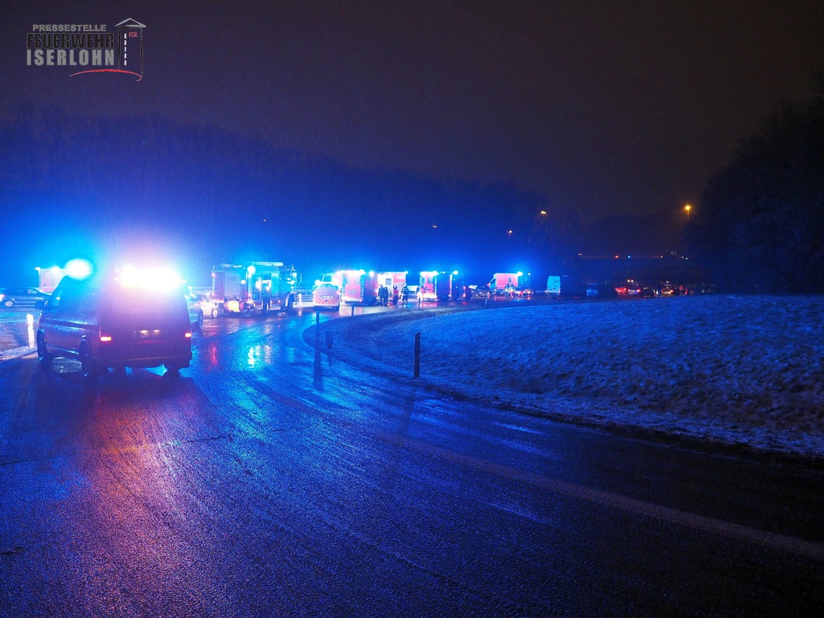 FW-MK: Massenunfall auf der Autobahn 46