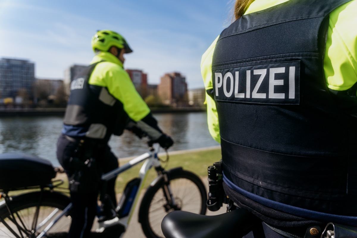 POL-F: 210419 - 0463 Frankfurt: Pilotprojekt Fahrradstaffel ein voller Erfolg