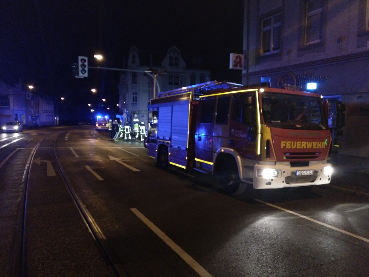 FW-BO: Feuer in einem Imbiss in Altenbochum