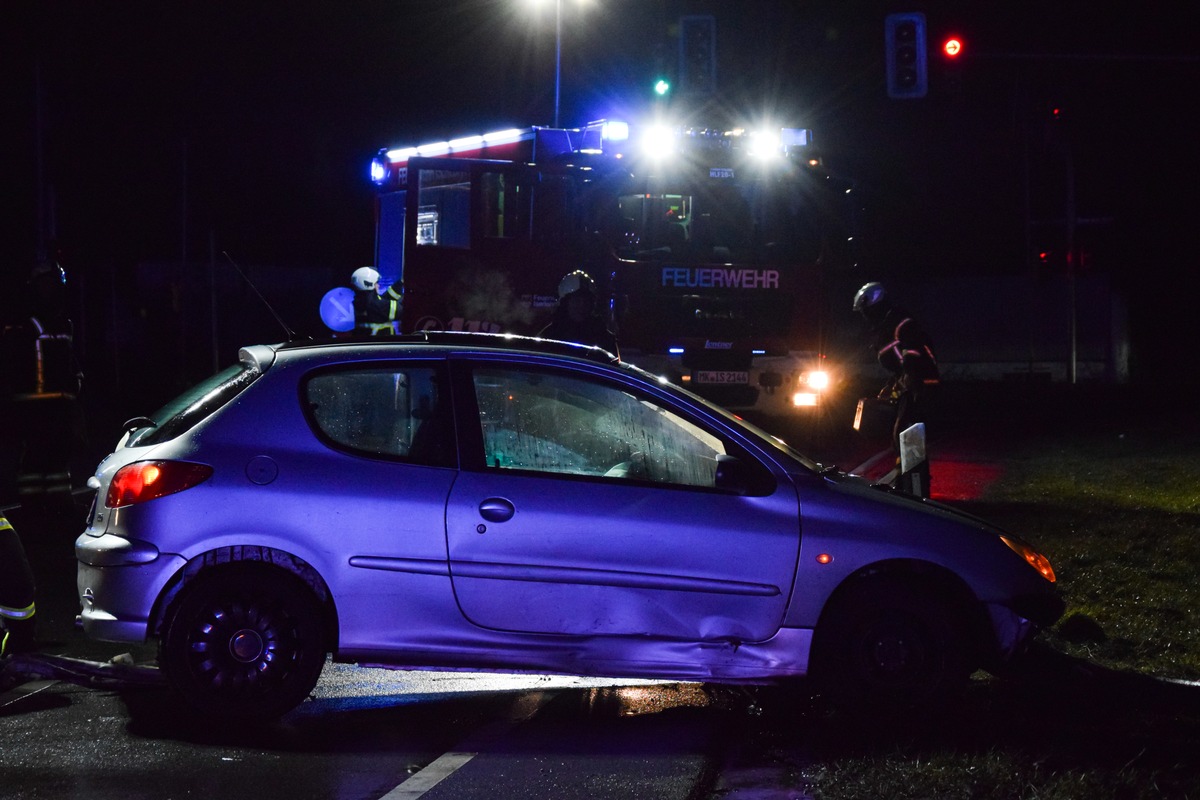 FW-MK: Verkehrsunfall in Sümmern