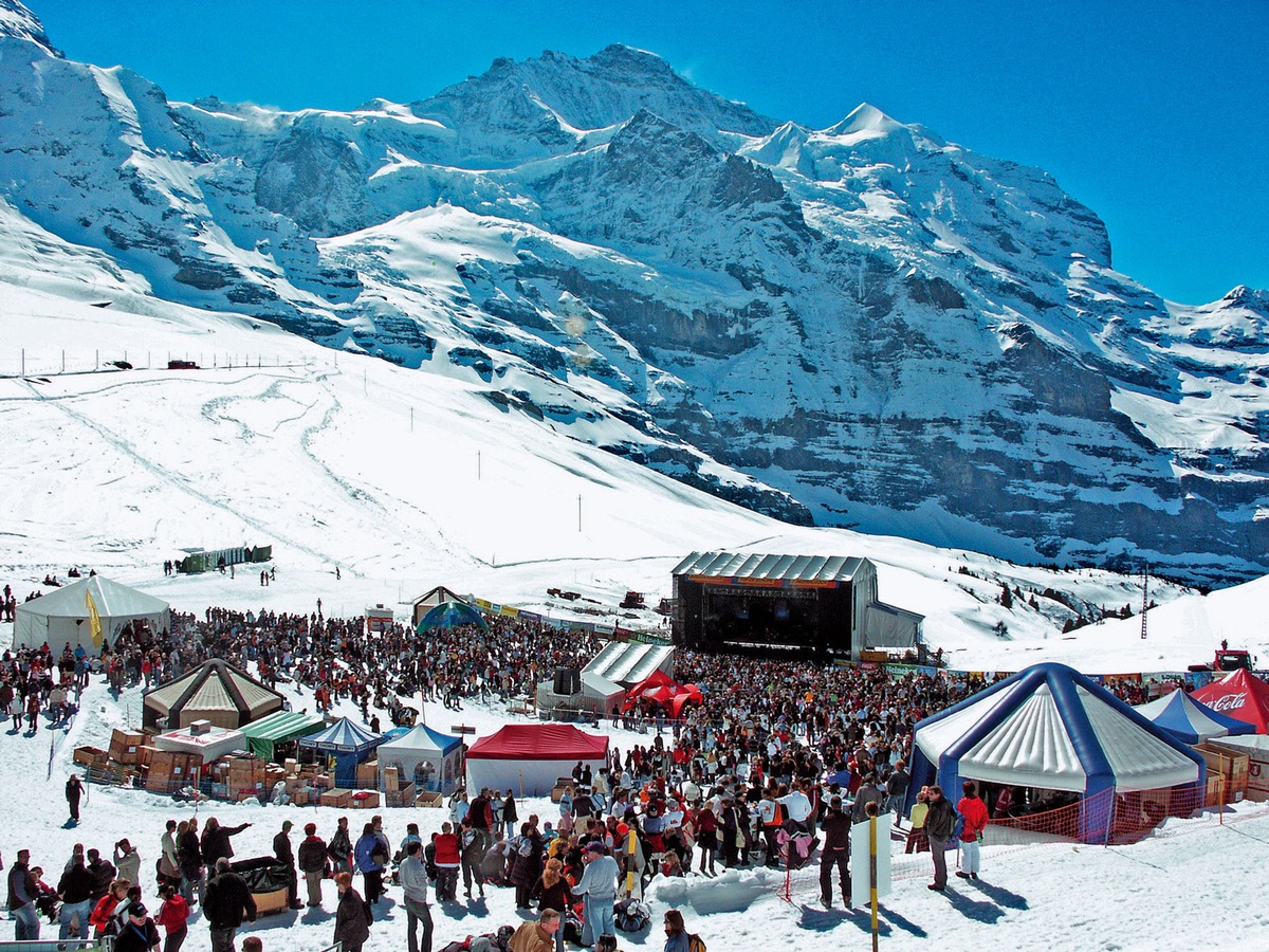 TOTO und Melanie C live am 9. SnowpenAir auf der Kleinen Scheidegg