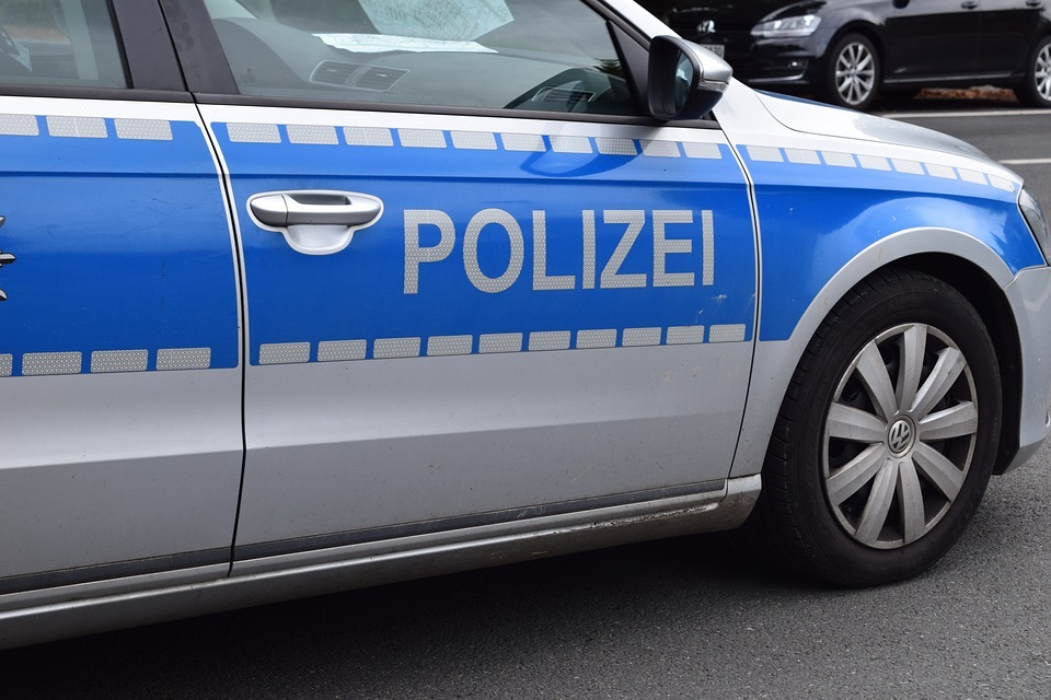 POL-PDNW: Polizeieinsatz an der BBS Neustadt