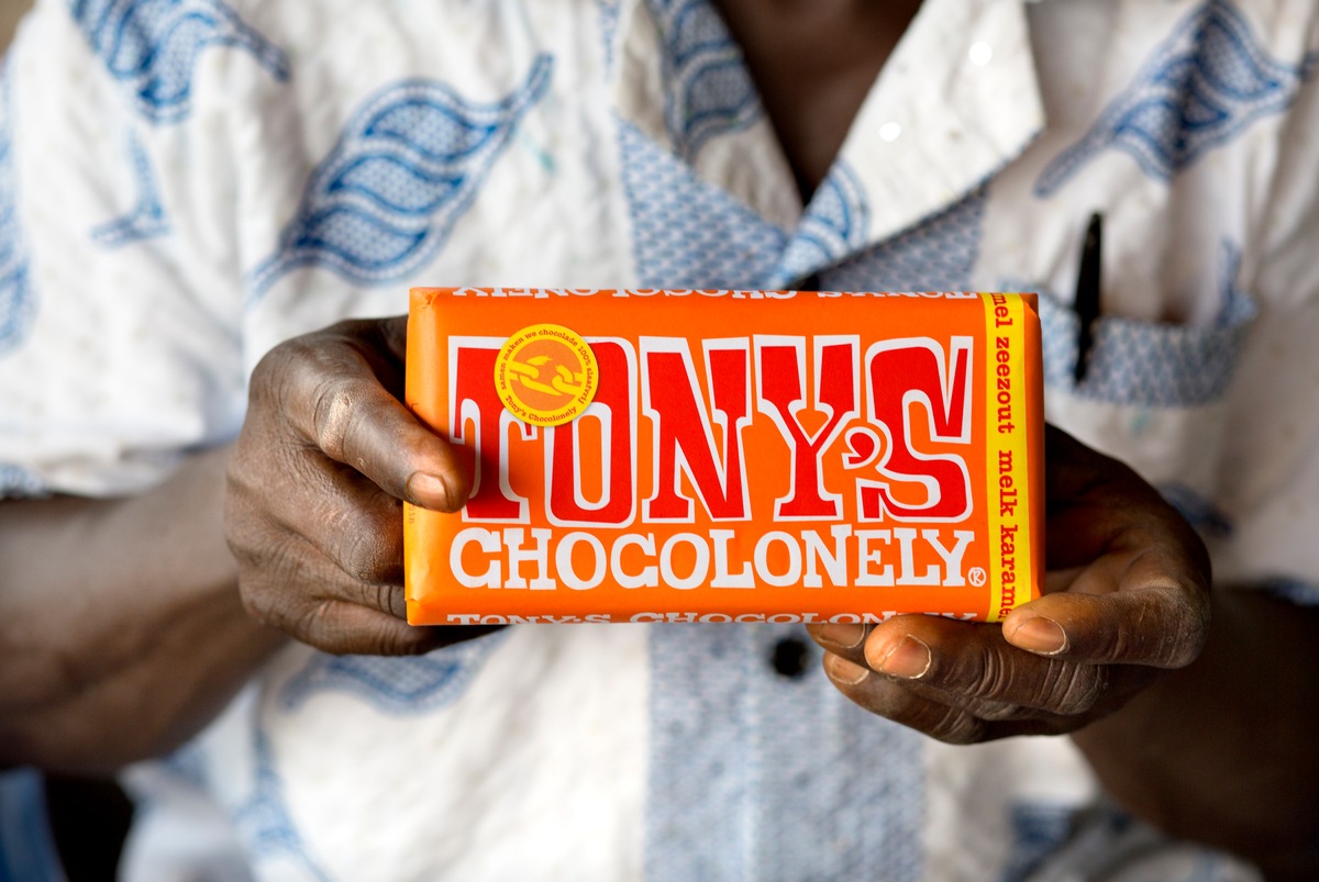 Menschenrechte im Fokus: Zum Human Rights Day erinnert Tony&#039;s Chocolonely Hersteller sowie Verbraucher:innen, dass die Achtung der Menschenrechte keine Option, sondern eine Pflicht ist.