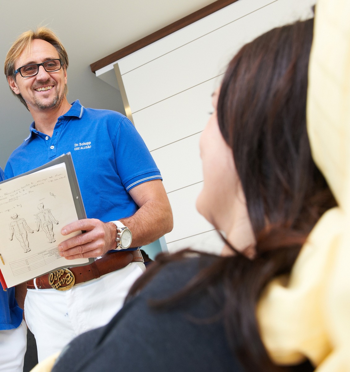 Bequem geht vor - Wie Schuhe die Bildung von Hallux Valgus beeinflussen