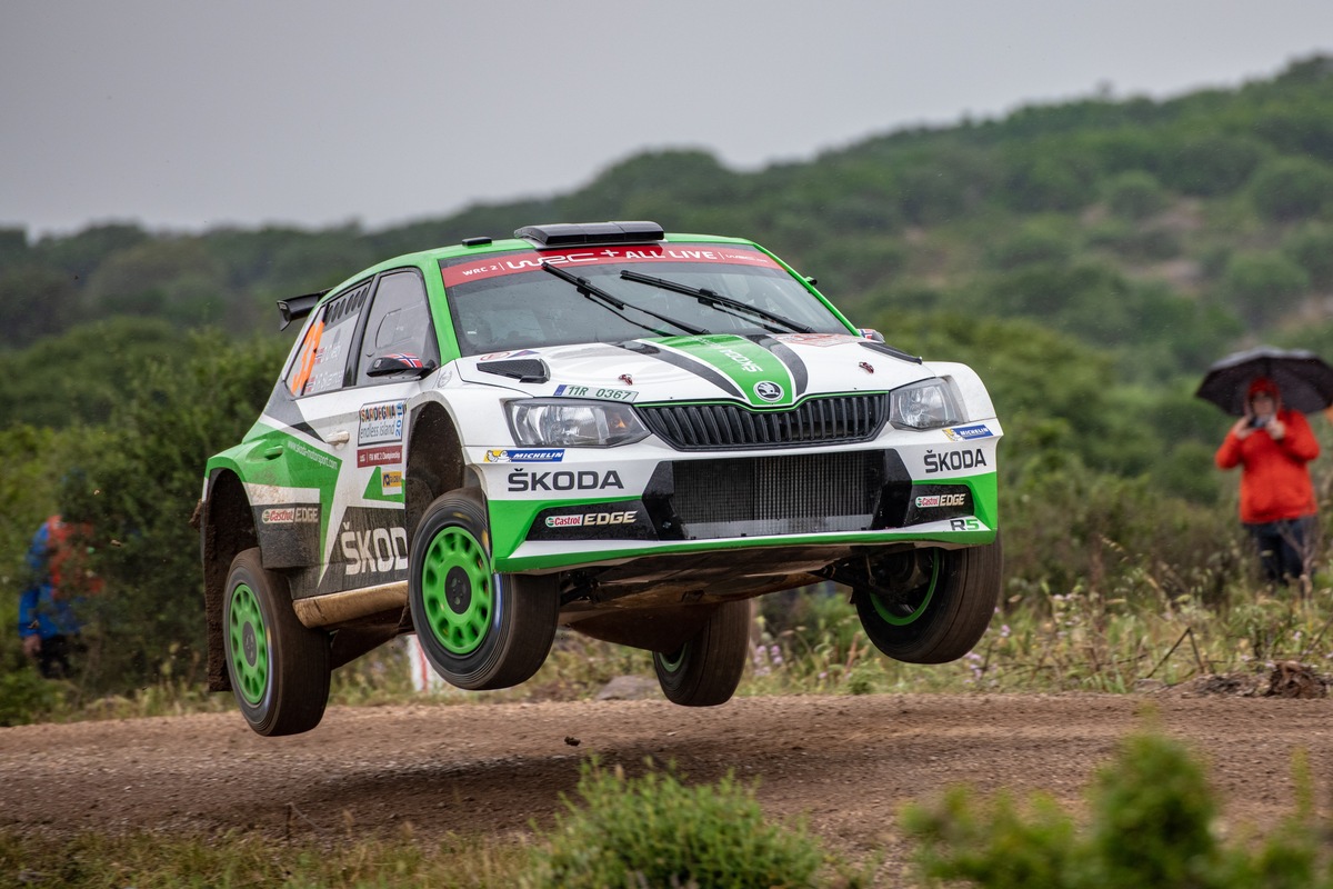 Neste Rallye Finnland: Alle Augen richten sich auf die SKODA Junioren Ole Christian Veiby und Kalle Rovanperä (FOTO)