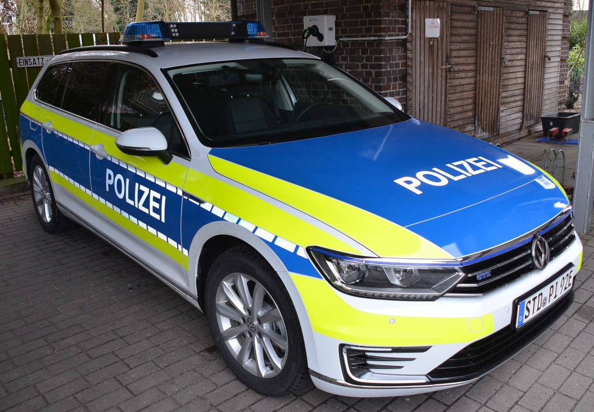 POL-STD: Alternativ, innovativ, regenerativ - E-Mobilität ist Zukunftsfaktor für die niedersächsische Polizei - Erster Streifenwagen mit Hybridantrieb im Landkreis Stade