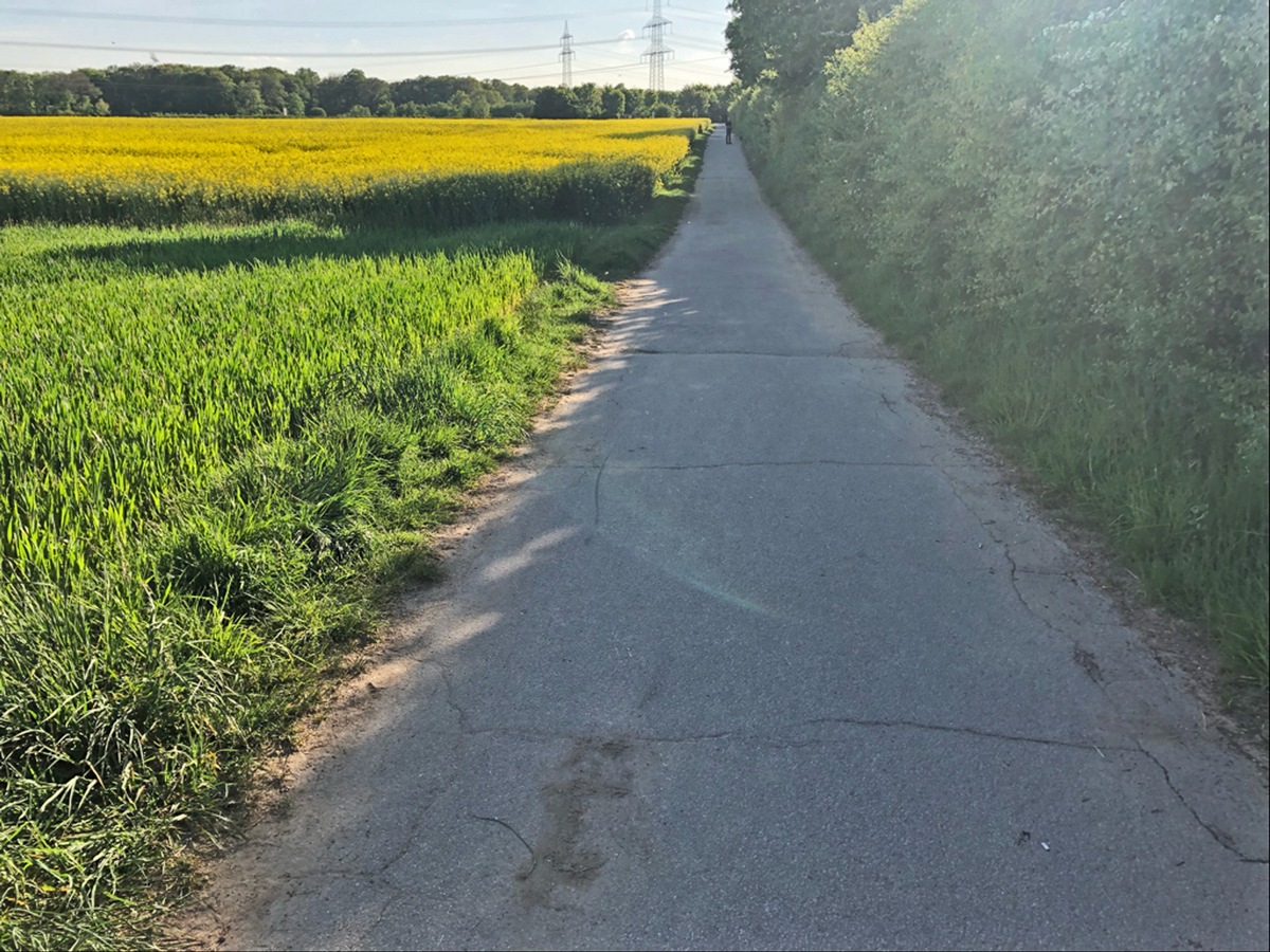 POL-ME: Verkehrsunfall durch Fahrradfahrer unter Drogeneinfluss - Langenfeld - 2205039