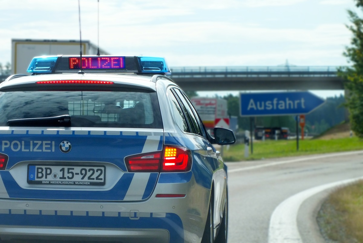 Bundespolizeidirektion München: Erfolgreiche Fahndungsarbeit auf Straße und Schiene/ Bundespolizei vollstreckt Haftbefehle