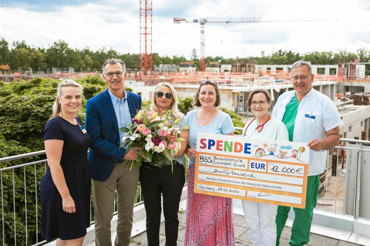 Bescherung mitten im Sommer: BBS Brandschutz Sichelstiel spendet 12.000 Euro für das neue Kinderklinikum Nürnberg