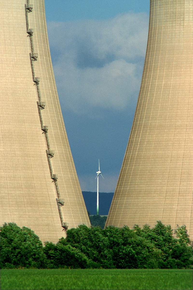 Umweltverbände kritisieren mangelnden Energiewende-Willen bei atomfreundlichen Bundesländern - DNR: Nach Atomausstieg höherer Stellenwert für Windkraft und Energieeffizienz notwendig (mit Bild)