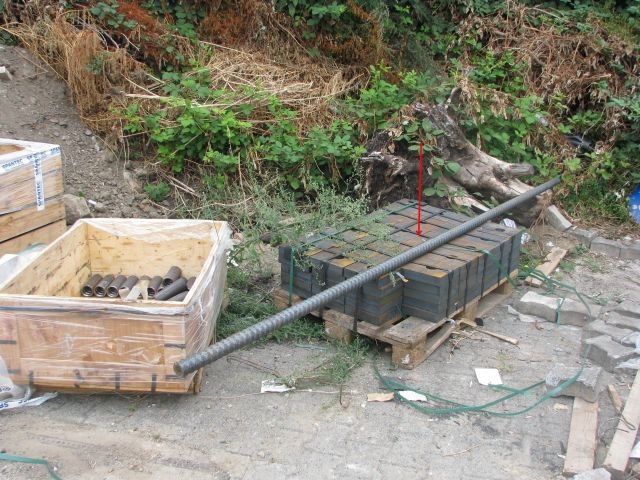 POL-F: 120906 - 1125 Sachsenhausen: Metalldiebstahl von Baustelle - Zeugen gesucht! Bitte Foto beachten!