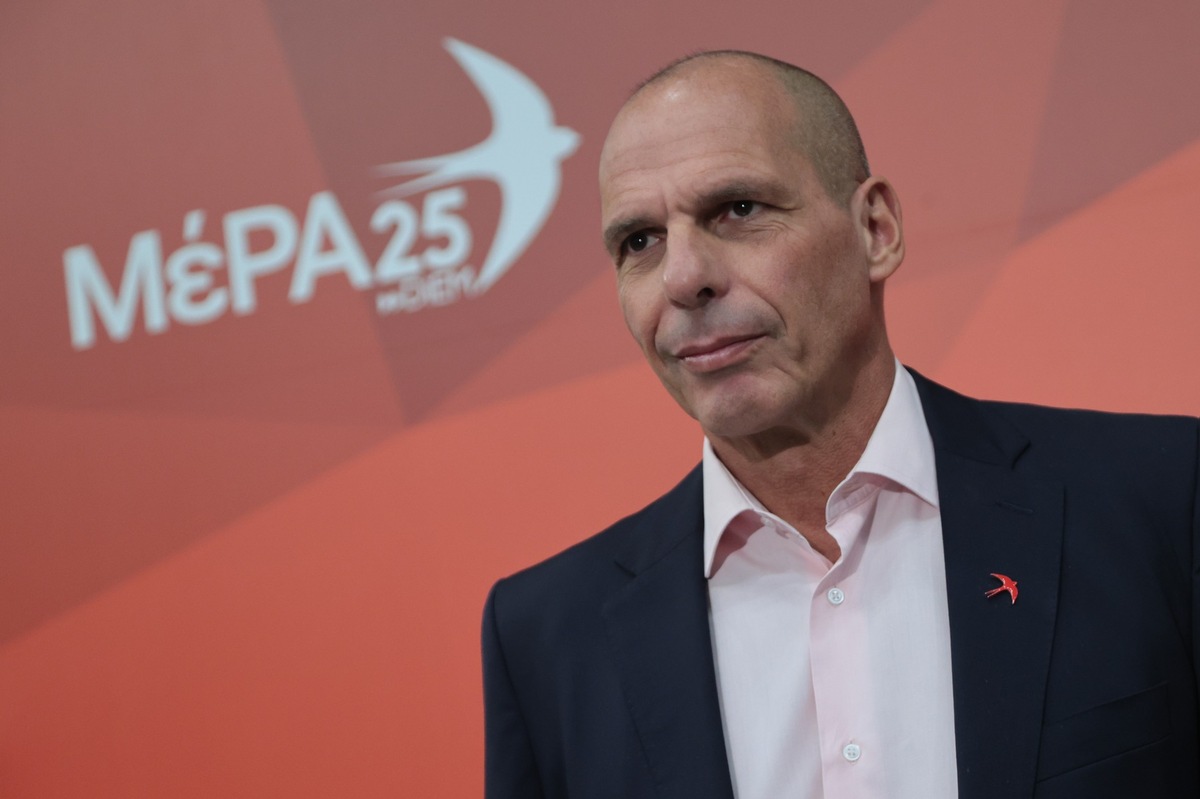 Yanis Varoufakis to meet President López Obrador today on official visit to Mexico