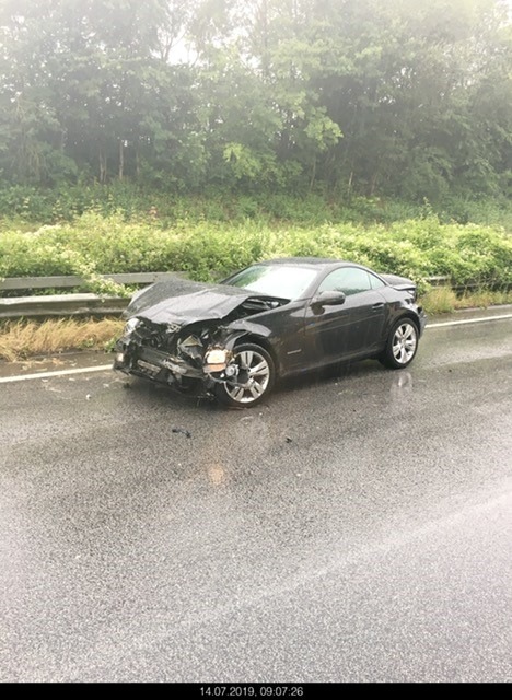 POL-PDPS: Verkehrsunfall auf der Autobahn