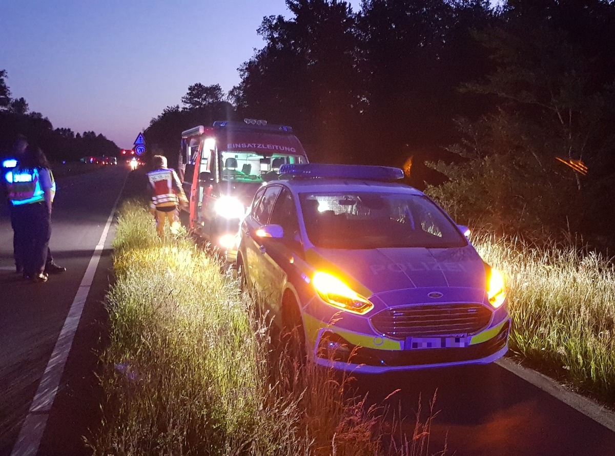 BPOL-BadBentheim: Verurteilter Straftäter flieht bei grenzpolizeilicher Kontrolle / Zwei Drohnen im Einsatz