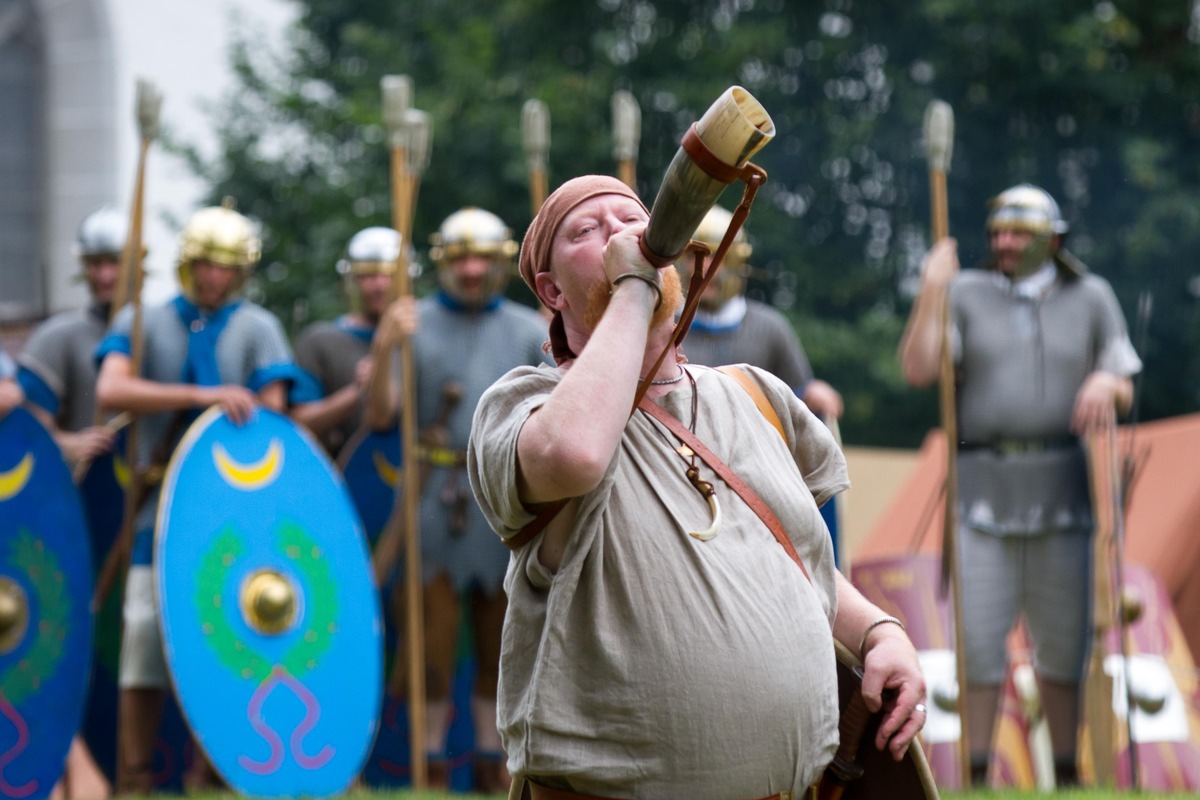 Römische Reiter und keltische Krieger / Ein Zeitreise ins römische Heerlager am 12. und 13. Juli im Legionärpsfpad Windisch (BILD)