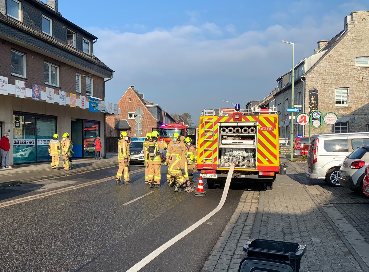 FW-Stolberg: Verpuffung in einem Ethanol-Ofen