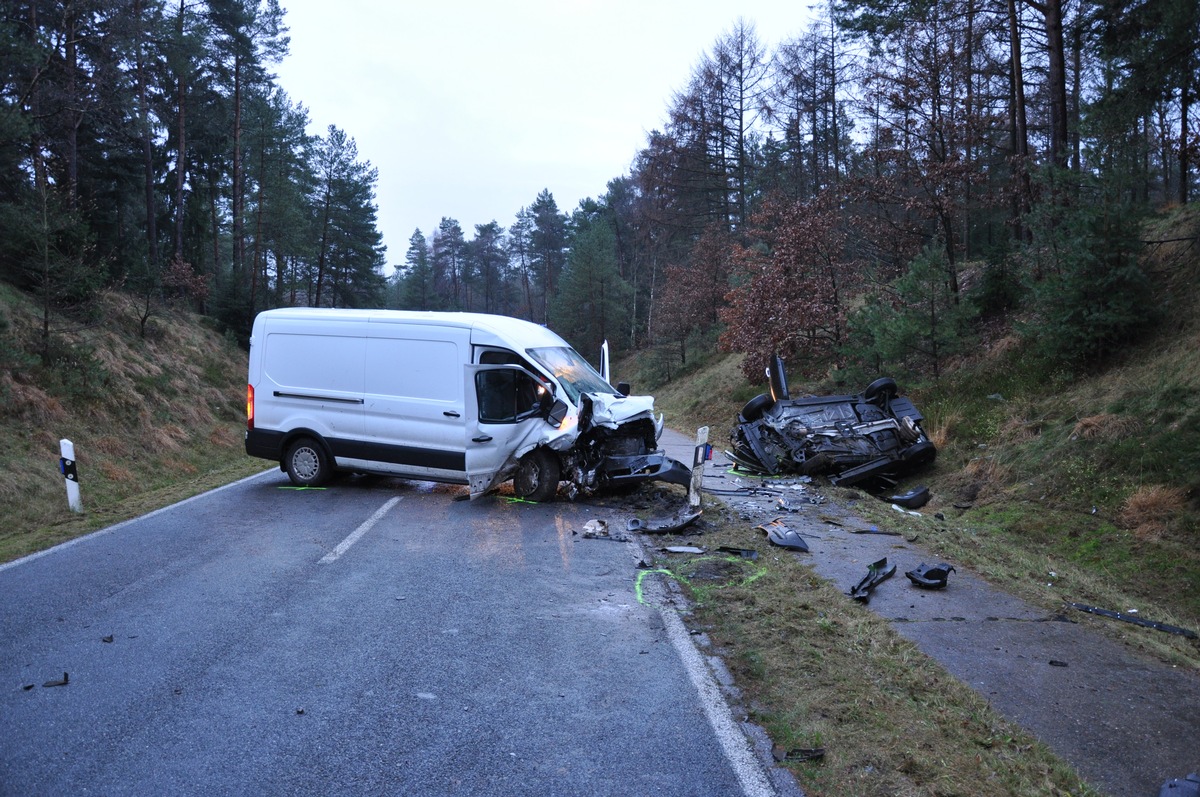 POL-WL: Verkehrsunfall mit einer schwer- und einer leichtverletzten Person