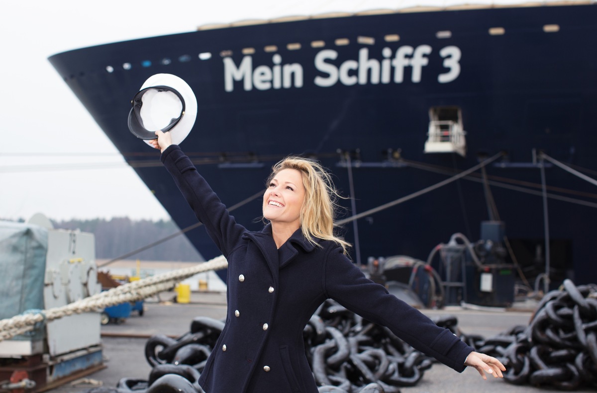 Taufgeschenk von TUI Cruises an seine Fans und die Stadt Hamburg - Live-Konzert am Fischmarkt mit Mein Schiff 3 Taufpatin Helene Fischer (FOTO)