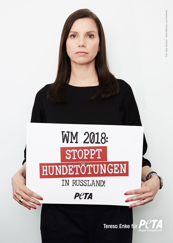 Massentötungen von Hunden zur Fußball-Weltmeisterschaft in Russland: PETA und Teresa Enke appellieren an FIFA, Tötungen sofort zu stoppen