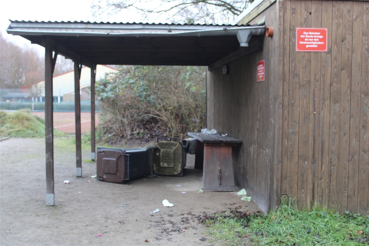 POL-COE: Nordkirchen, Am Gorbach - Vandalismus