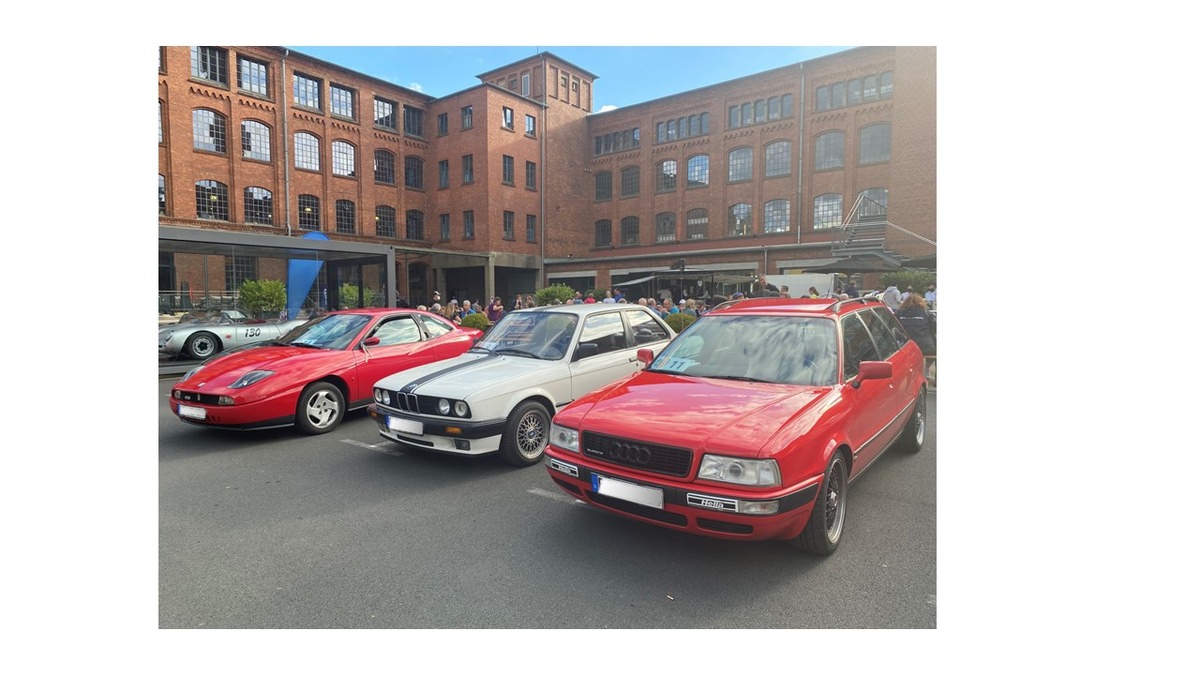 „Topless Beautys Convertibles Welcome!“ -  7. ADAC Youngtimer-Rallye Hessen-Thüringen