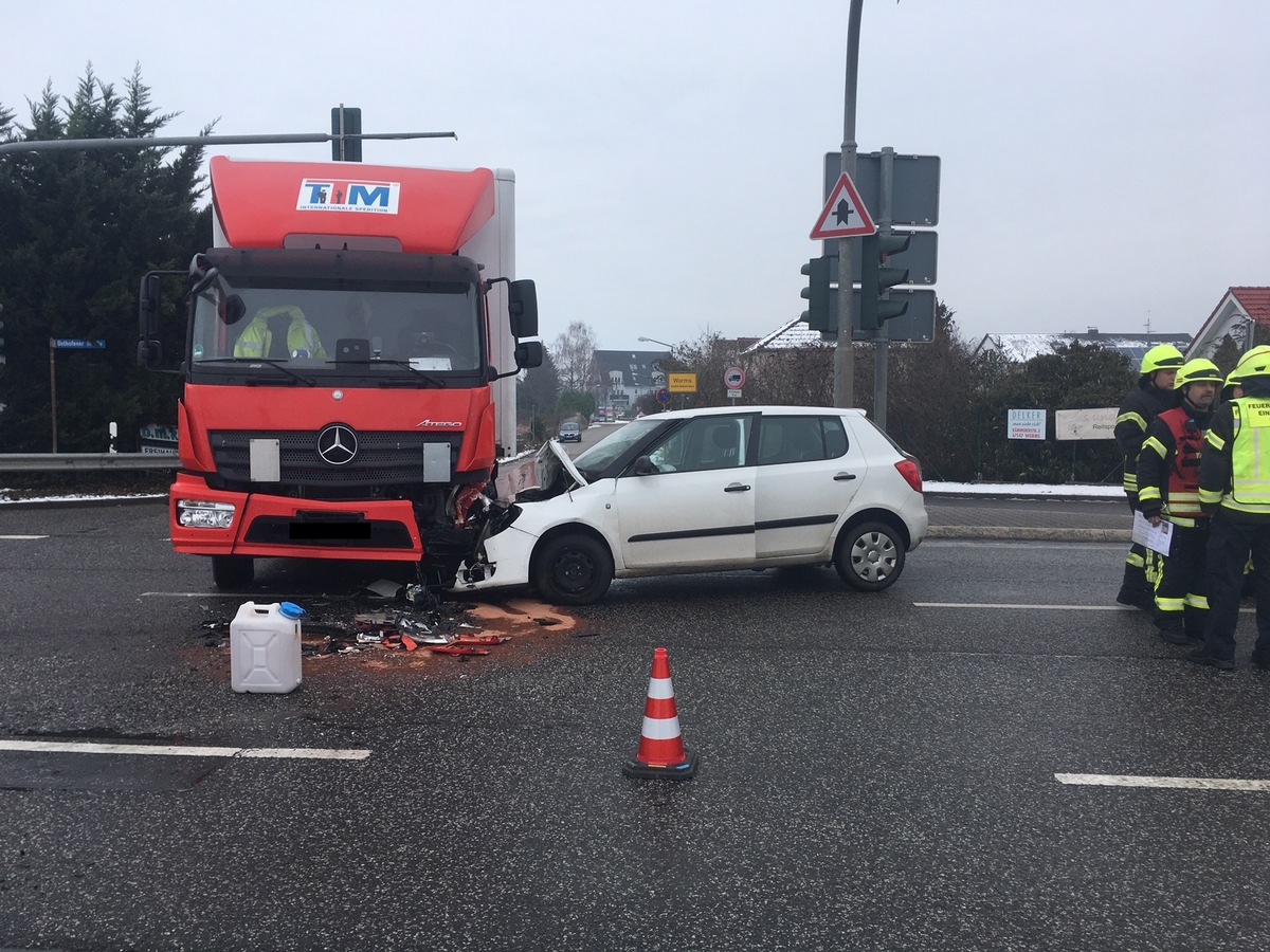 POL-PDWO: Verkehrsunfall mit Personenschaden im Bereich der B9