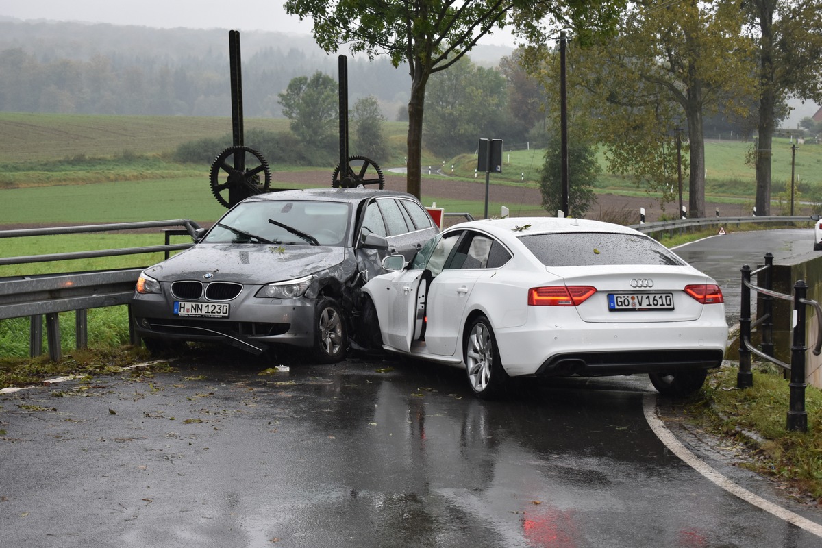 POL-HI: Verkehrsunfall mit hohem Sachschaden