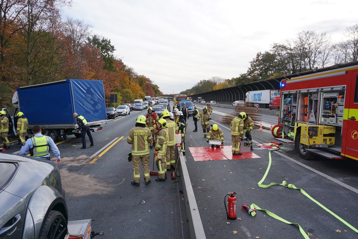 FW Ratingen: Schwerer Verkehrsunfall auf der A 3