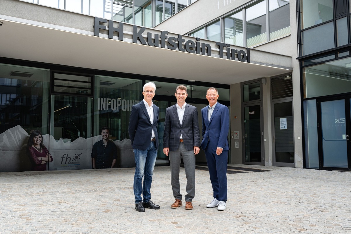 All for One Group neuer Kooperationspartner der FH Kufstein Tirol