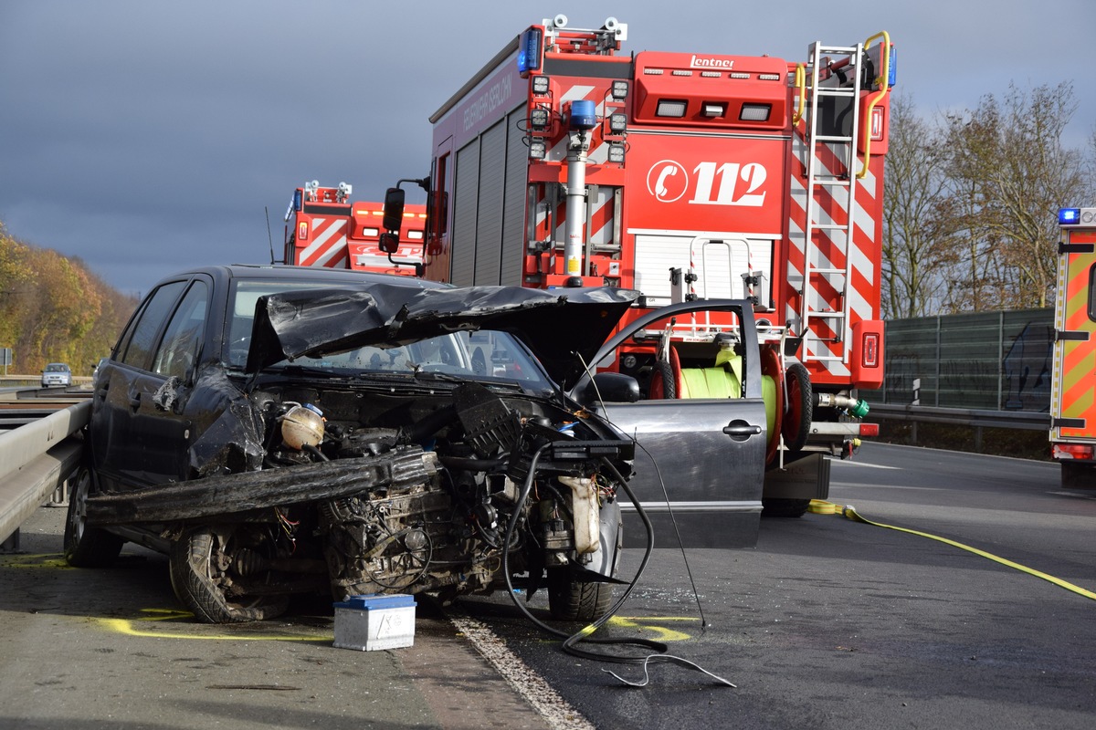 FW-MK: Verkehrsunfall auf der Autobahn