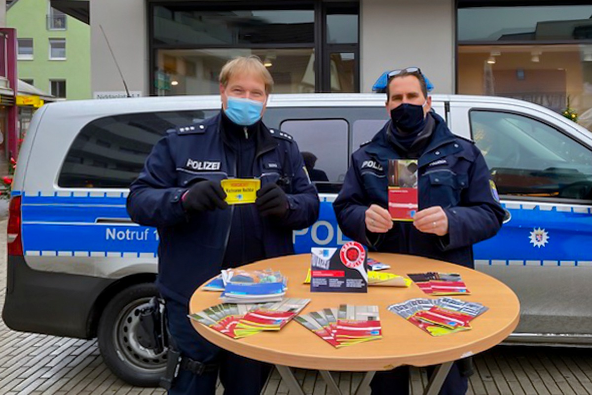 POL-WE: Autofahrer schreien sich an in Münzenberg ++ Am Busbahnhof auf Jugendliche zugefahren in Ober-Rosbach - Zeugen gesucht!++ Polizei berät auf dem Wochenmarkt in Bad Vilbel ++ u.a.