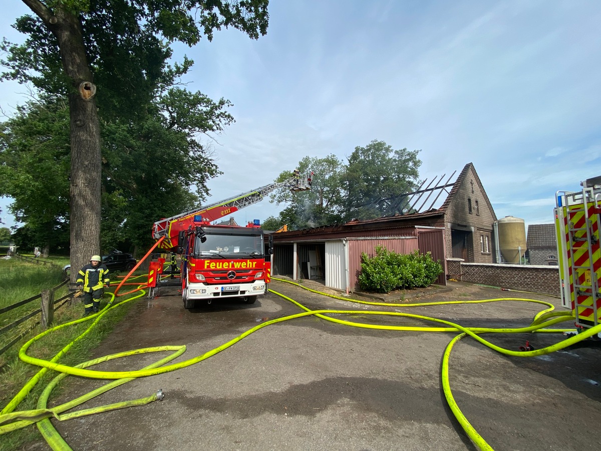 FW-GE: Schlussmeldung Feuer Bauernhof Gelsenkirchen-Hassel