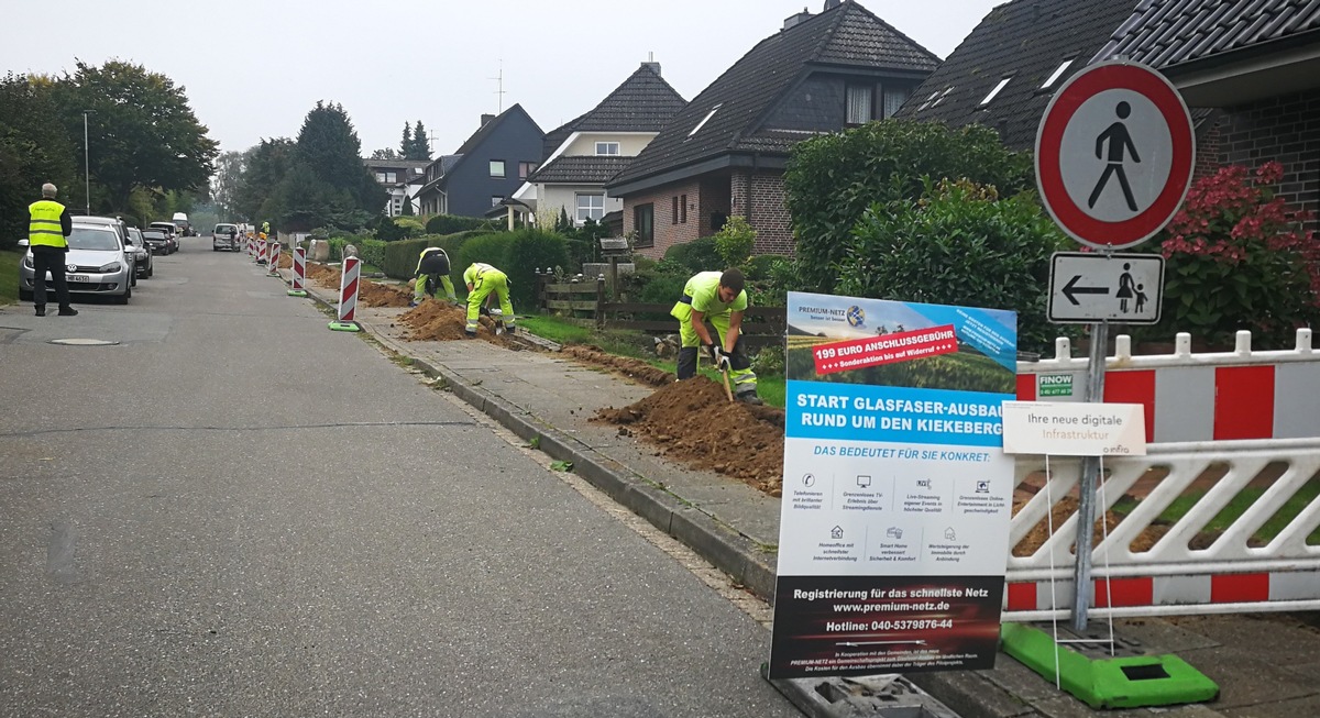 Erfolgreicher Start des Glasfaser-Ausbaus mit PREMIUM-NETZ in der Ortschaft Alvesen. Bereits im Oktober sollen die übrigen drei Ortschaften &quot;rund um den Kiekeberg&quot; in der Gemeinde Rosengarten folgen.